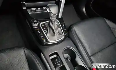 Kia Seltos 2023 1.6 Автомат в Москве № 121600, миниатюра 5