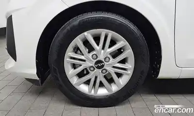 Kia Morning 2022 1.0 Автомат в Москве № 121814, миниатюра 8