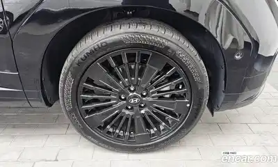 Hyundai Santa Fe 2024 1.6 Автомат в Москве № 122715, миниатюра 8