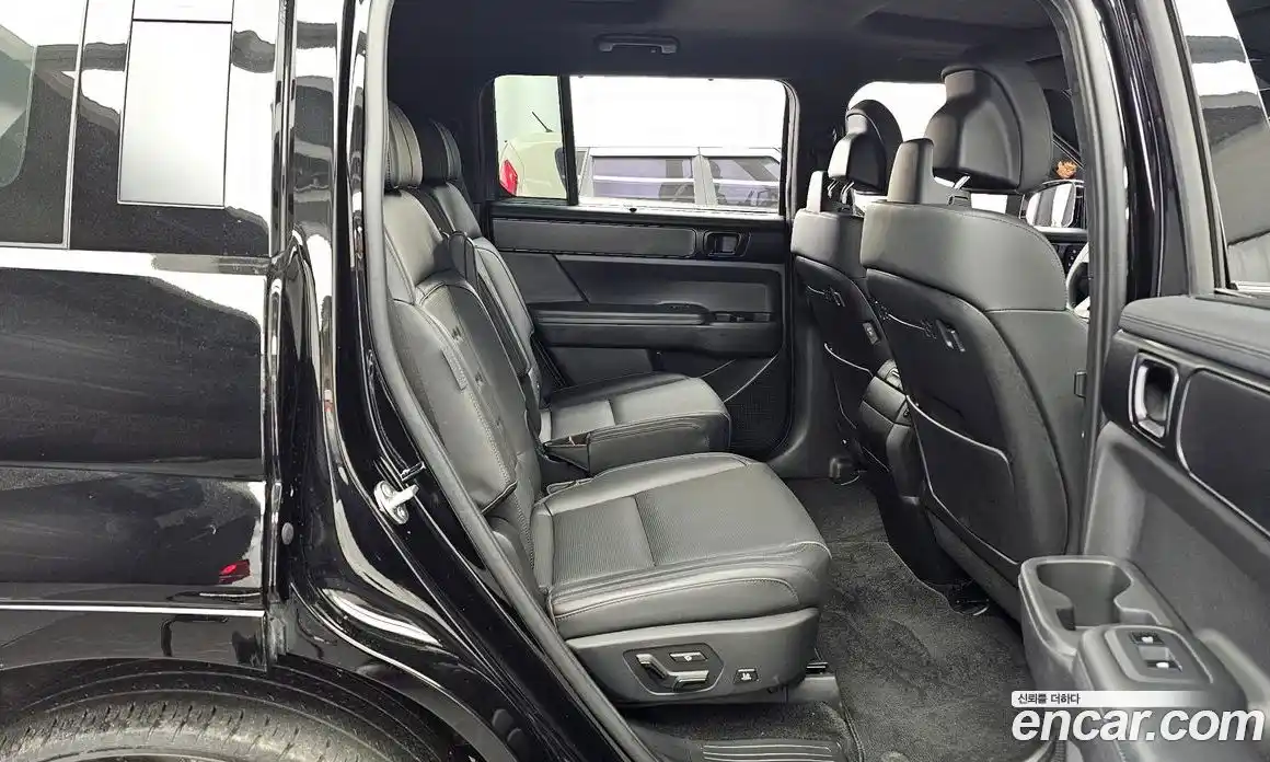 Hyundai Santa Fe 2024 1.6 Автомат в Москве № 122715, фото 10