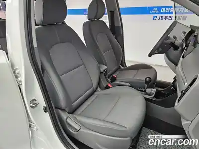 Kia Morning 2021 1.0 Автомат в Москве № 123903, миниатюра 9