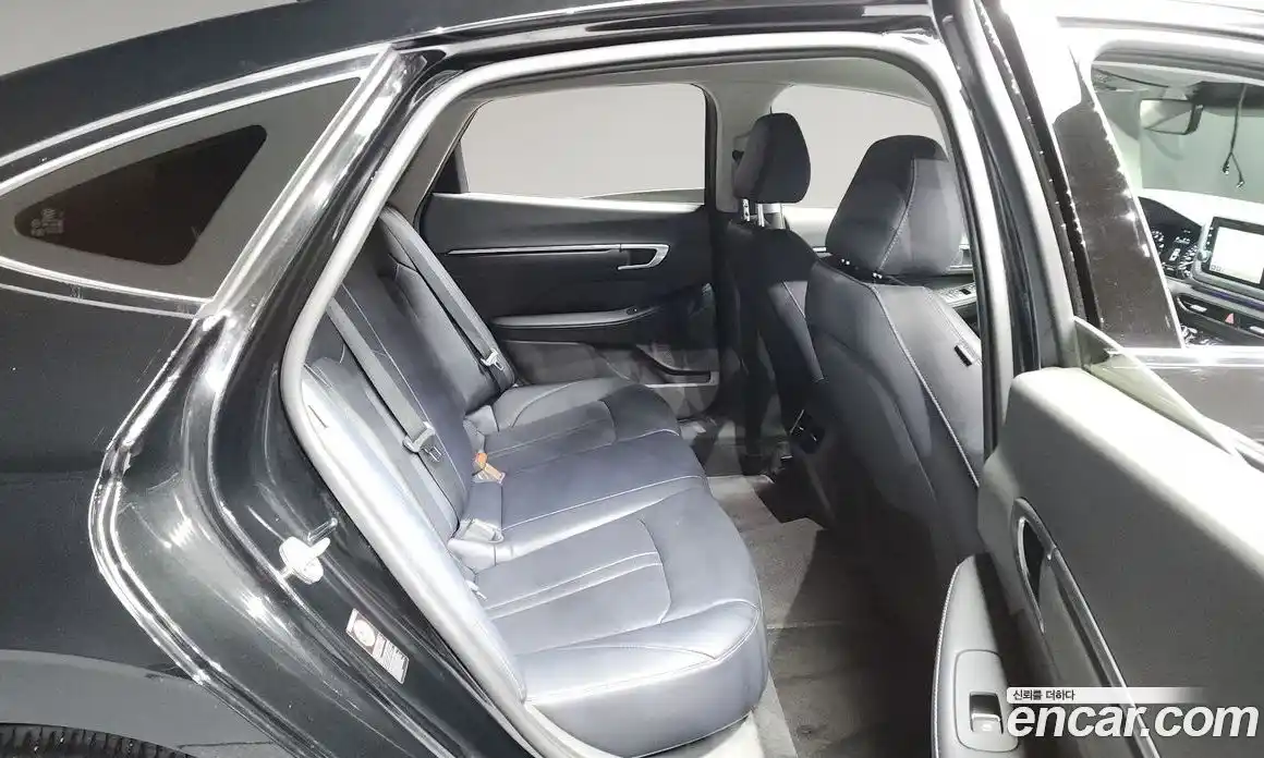 Hyundai Sonata 2022 2.0 Автомат в Москве № 126336, фото 12