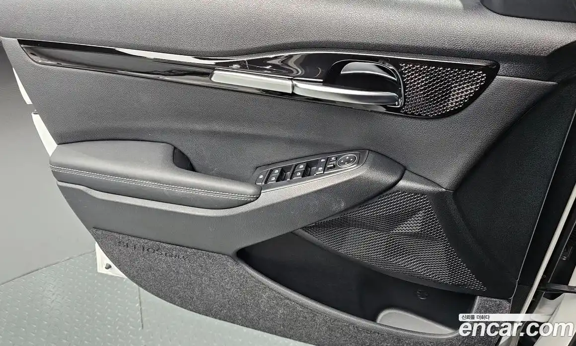 Kia Seltos 2023 1.6 Автомат в Москве № 128240, фото 6