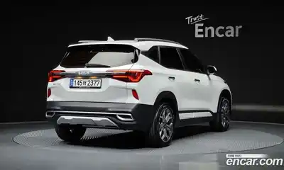Kia Seltos 2023 1.6 Автомат в Москве № 128240, миниатюра 9