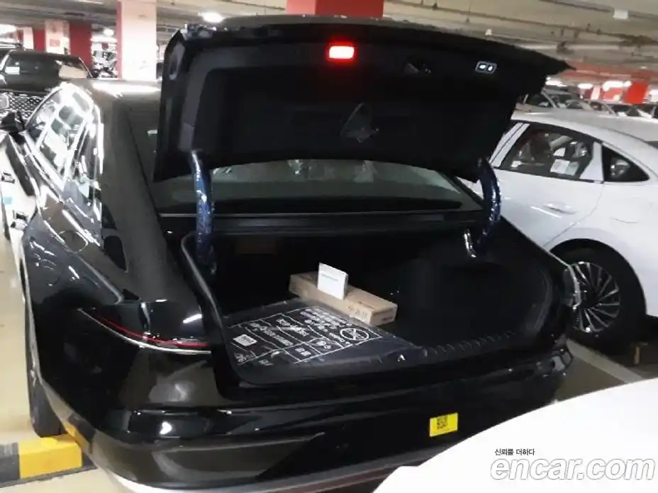 Hyundai Grandeur 2026 2.5 Автомат в Москве № 129400, фото 12