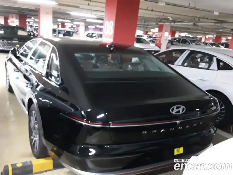 Hyundai Grandeur 2026 2.5 Автомат в Москве № 129400, фото 14