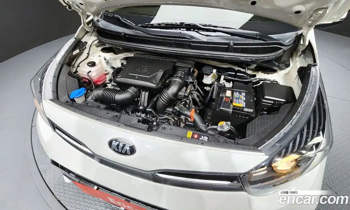 Kia Morning 2021 1.0 Автомат в Москве № 132491, фото 9