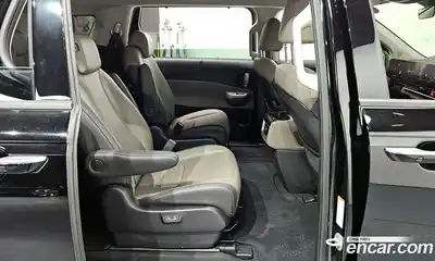 Kia Canival 2025 2.2 Автомат в Москве № 132856, миниатюра 9