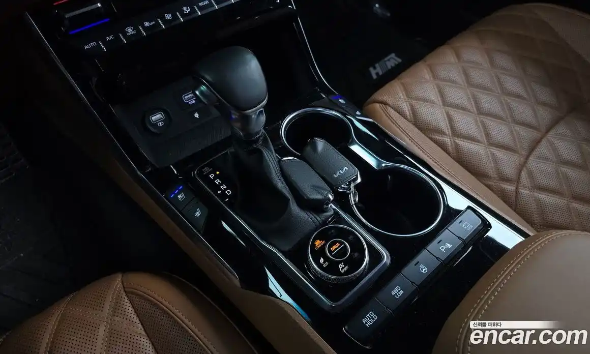 Kia Mohave 2022 3.0 Автомат в Москве № 133120, фото 16