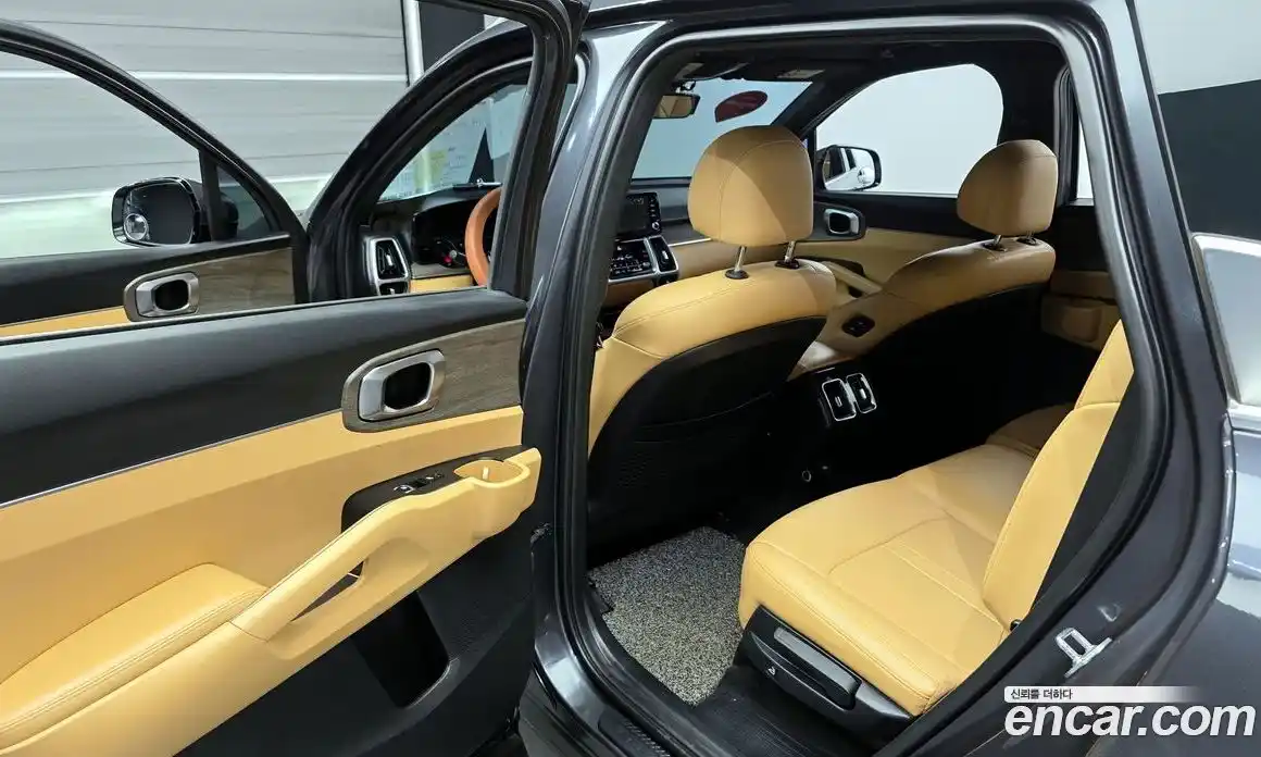 Kia Sorento 2021 1.6 Автомат в Москве № 134025, фото 11