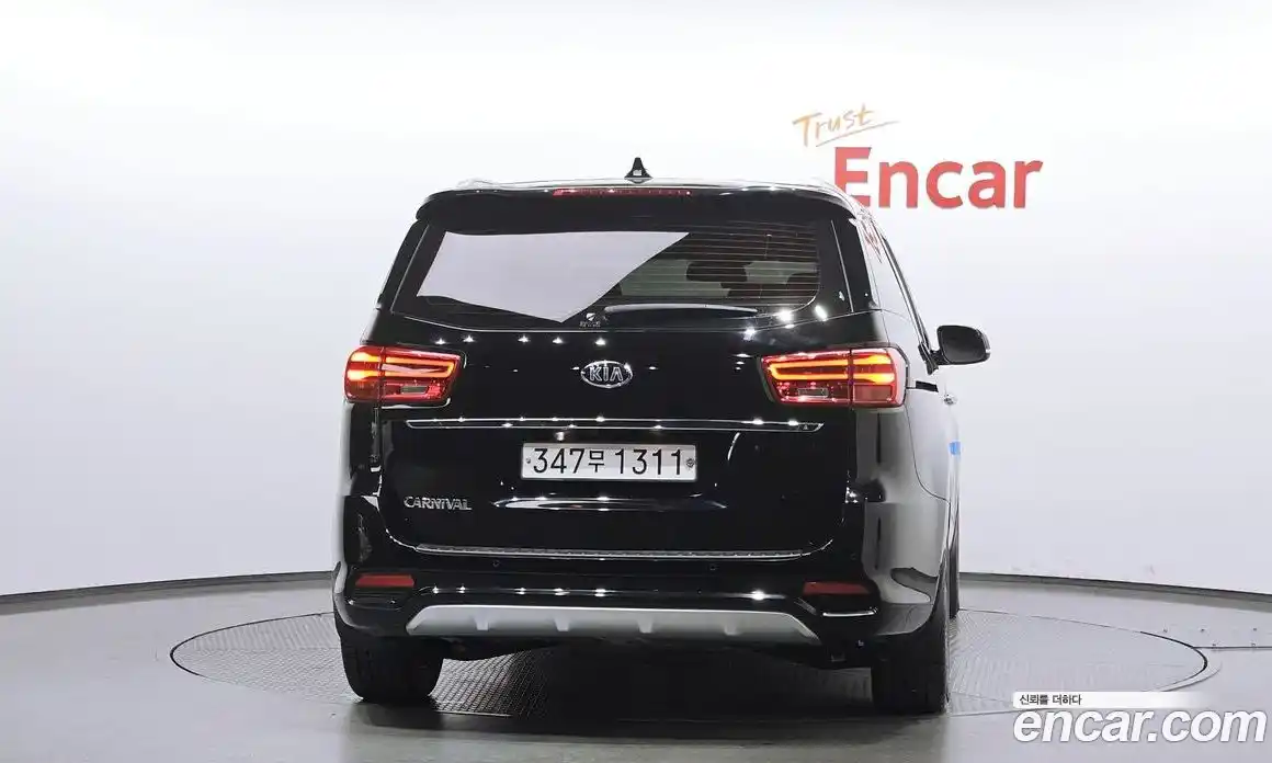 Kia Canival 2020 3.3 Автомат в Москве № 134139, фото 4