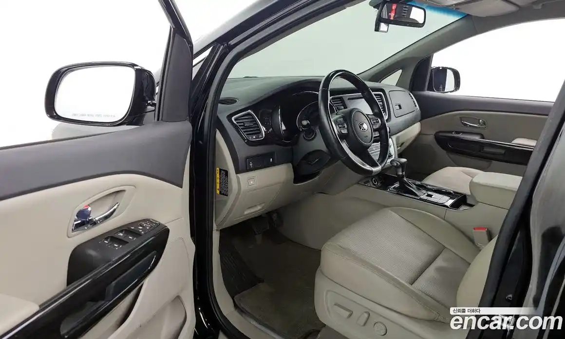 Kia Canival 2020 3.3 Автомат в Москве № 134139, фото 10