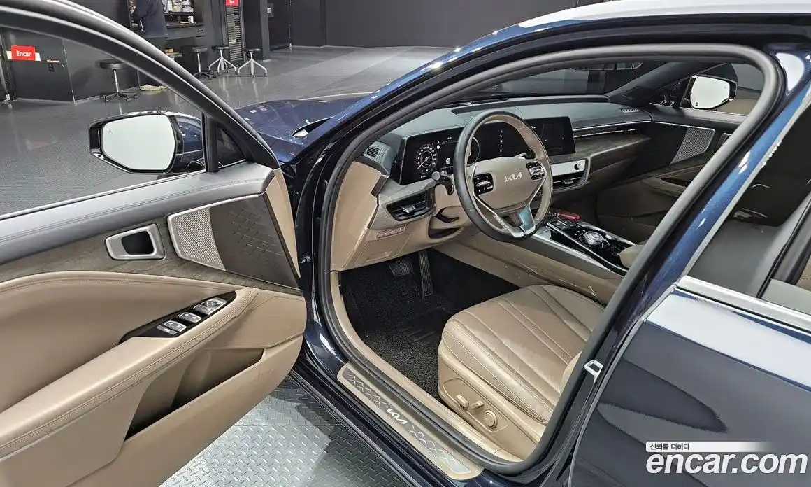 Kia K8 2022 2.5 Автомат в Москве № 134360, фото 16