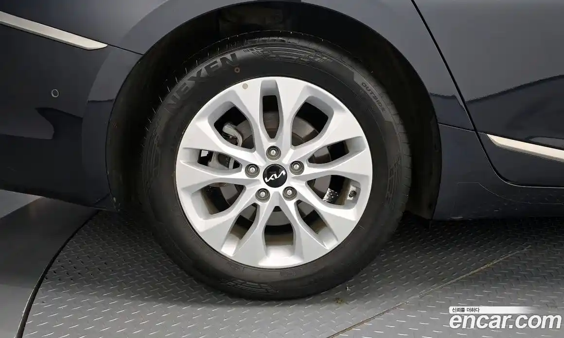 Kia K8 2022 2.5 Автомат в Москве № 134360, фото 7