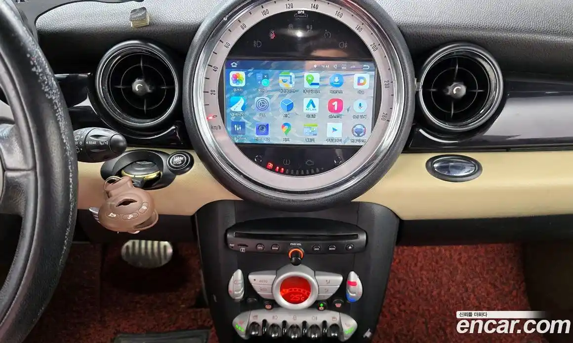 Mini Clubman 2009 1.6 Автомат в Москве № 135945, фото 1