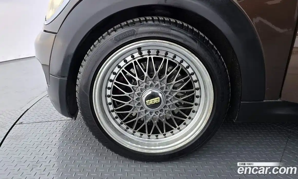 Mini Clubman 2009 1.6 Автомат в Москве № 135945, фото 13