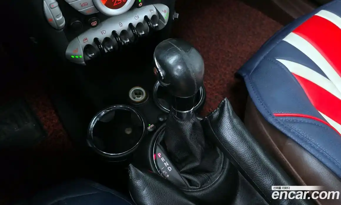 Mini Clubman 2009 1.6 Автомат в Москве № 135945, фото 18