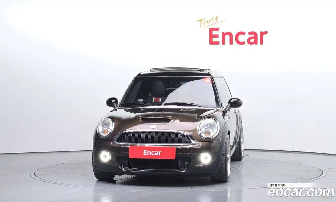 Mini Clubman 2009 1.6 Автомат в Москве № 135945, фото 9