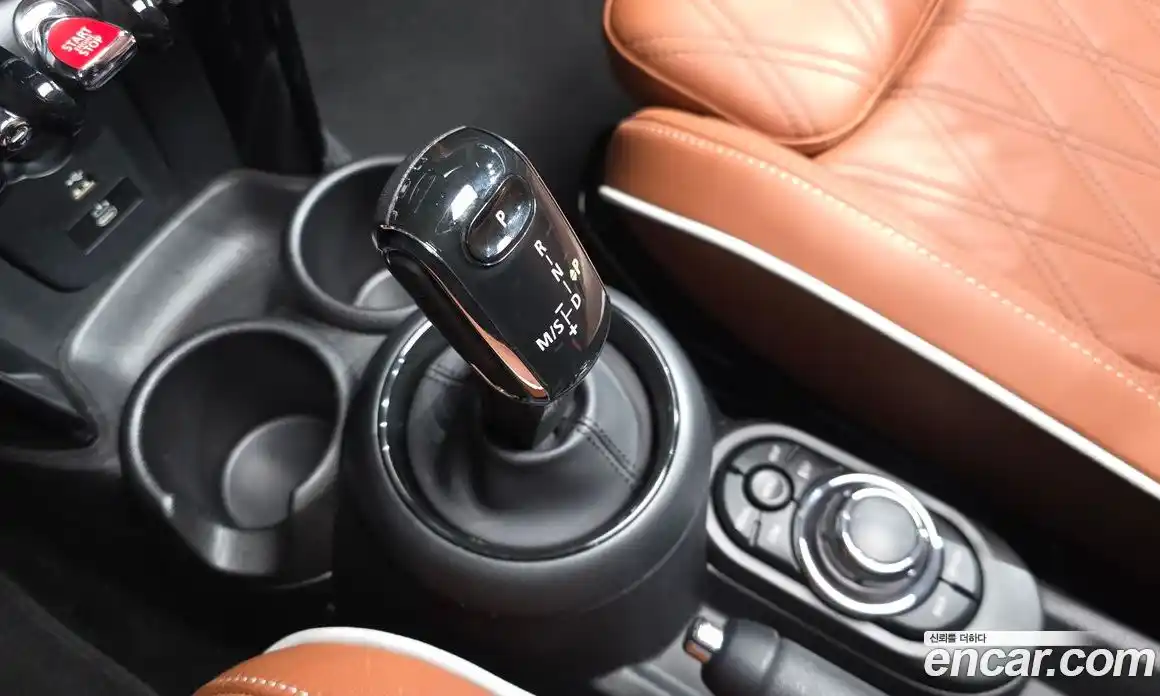 Mini Cooper 2023 2.0 Автомат в Москве № 136648, фото 8