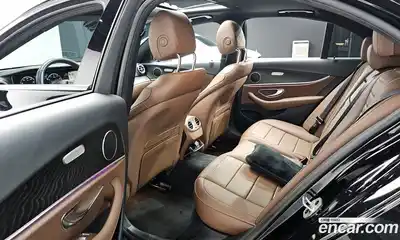 Mercedes-Benz E-Class 2023 2.0 Автомат в Москве № 137471, миниатюра 10