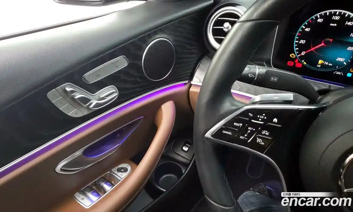 Mercedes-Benz E-Class 2023 2.0 Автомат в Москве № 139245, фото 17