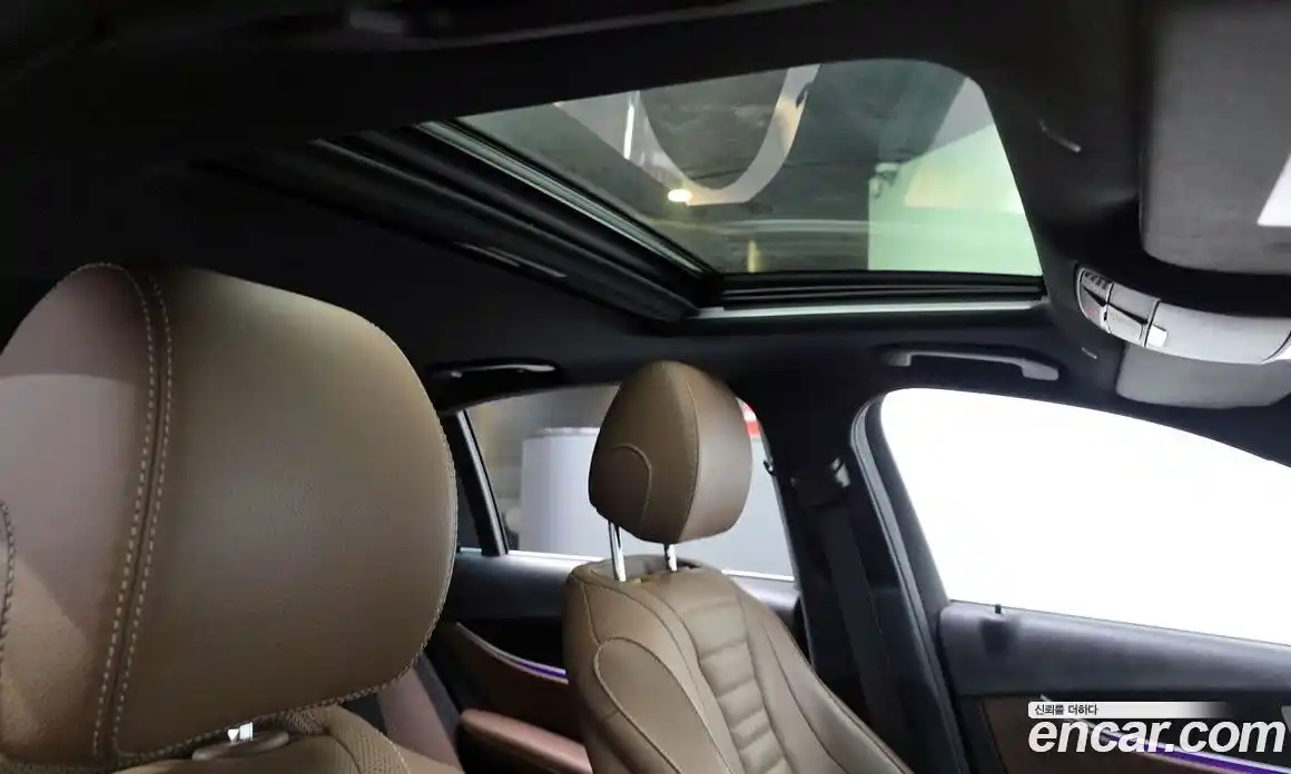 Mercedes-Benz E-Class 2023 2.0 Автомат в Москве № 139245, фото 18