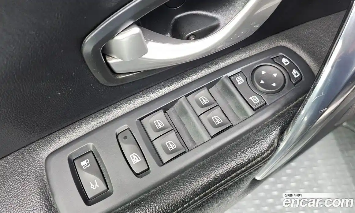 Renault SM7 2016 2.0 Автомат в Москве № 148209, фото 3