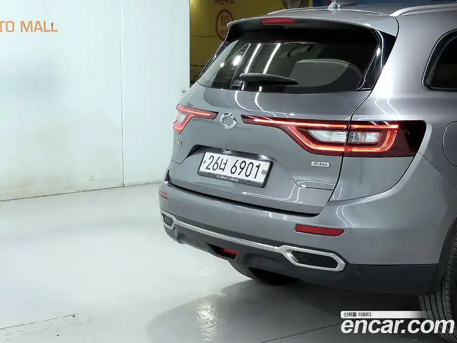 Renault QM6 2017 2.0 Автомат в Москве № 152595, фото 17