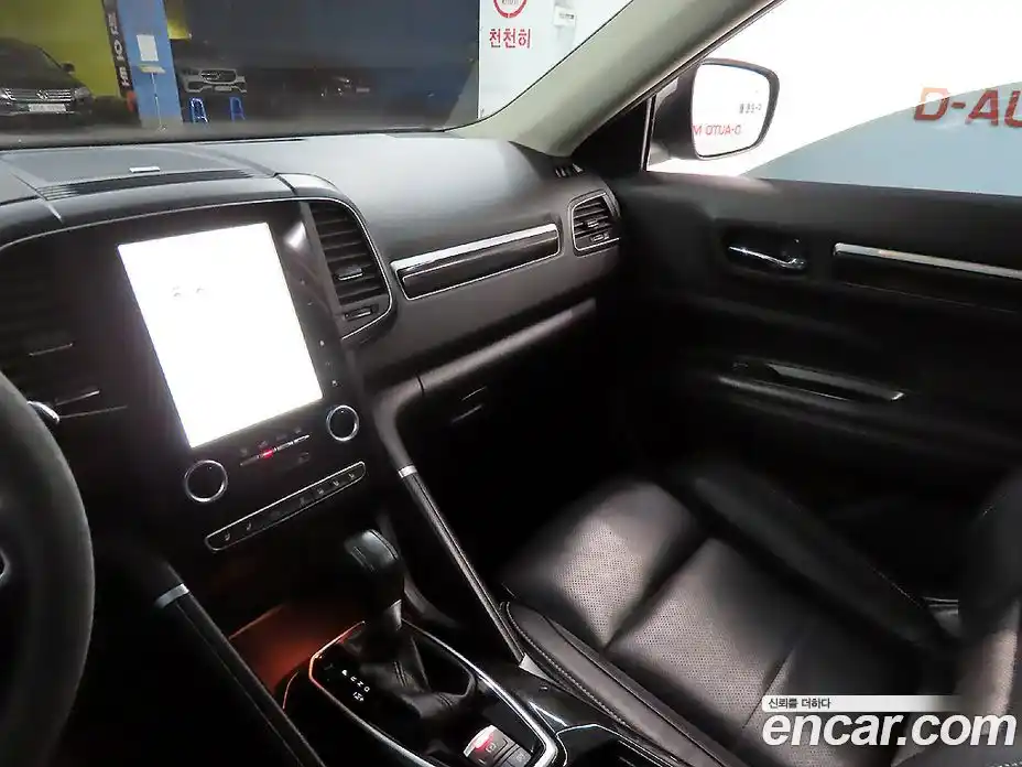 Renault QM6 2017 2.0 Автомат в Москве № 152595, фото 5