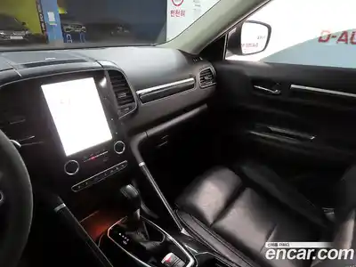 Renault QM6 2017 2.0 Автомат в Москве № 152595, миниатюра 5