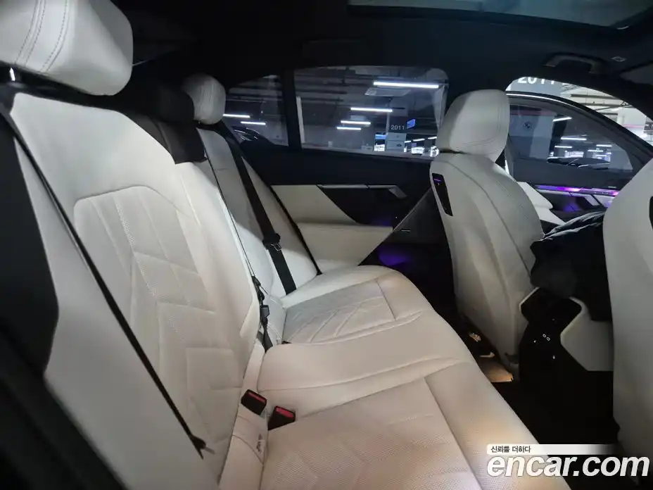 BMW 5-Series 2025 2.0 Автомат в Москве № 153185, фото 14