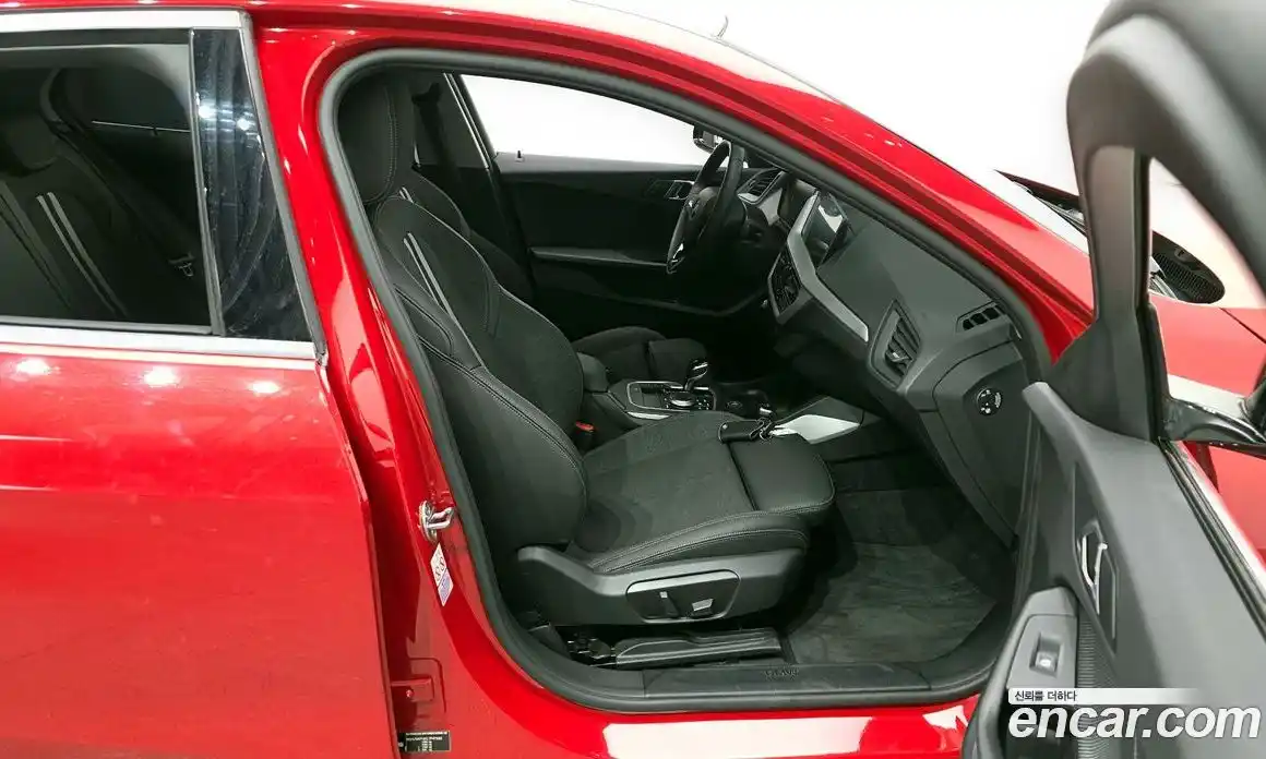 BMW 1-Series 2020 2.0 Автомат в Москве № 154136, фото 12