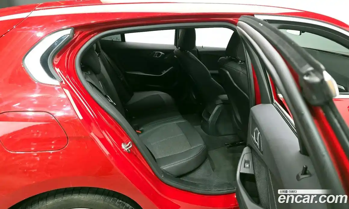 BMW 1-Series 2020 2.0 Автомат в Москве № 154136, фото 17