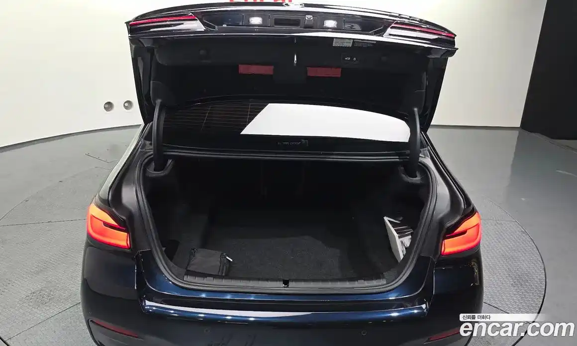 BMW 5-Series 2023 2.0 Автомат в Москве № 158097, фото 9