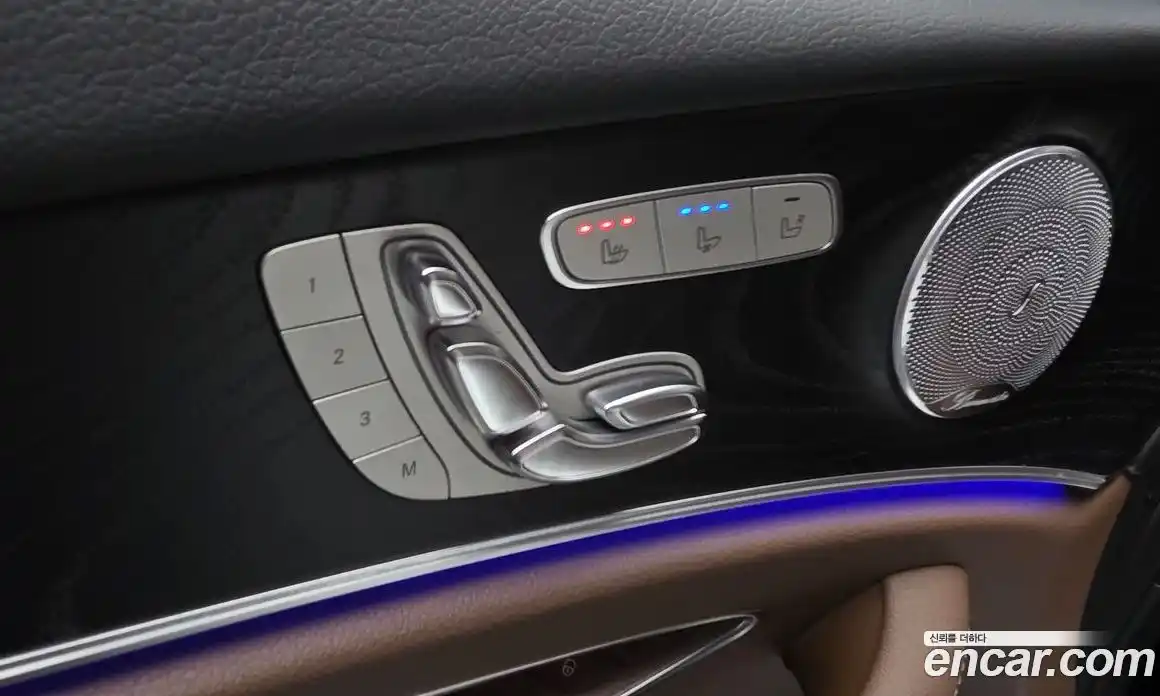 Mercedes-Benz E-Class 2018 2.0 Автомат в Москве № 160352, фото 16