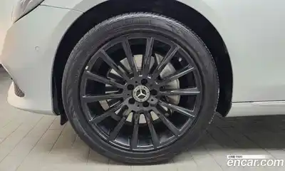 Mercedes-Benz E-Class 2018 2.0 Автомат в Москве № 160649, миниатюра 5