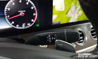 Mercedes-Benz E-Class 2018 2.0 Автомат в Москве № 160649, миниатюра 9