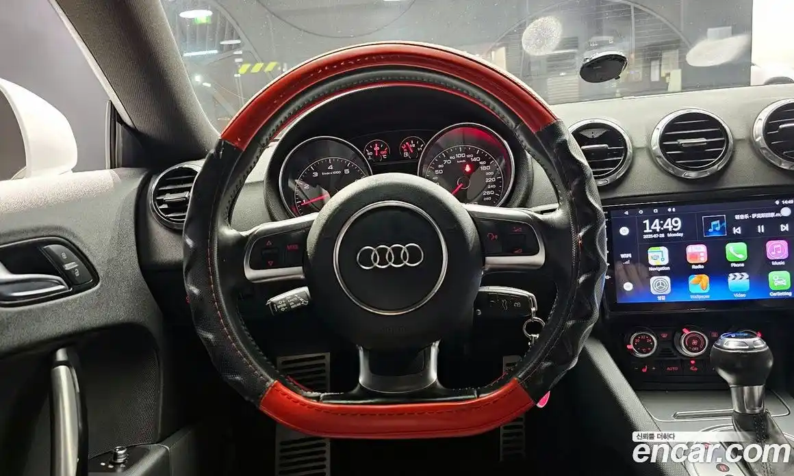 Audi TT 2012 2.0 Автомат в Москве № 160811, фото 13