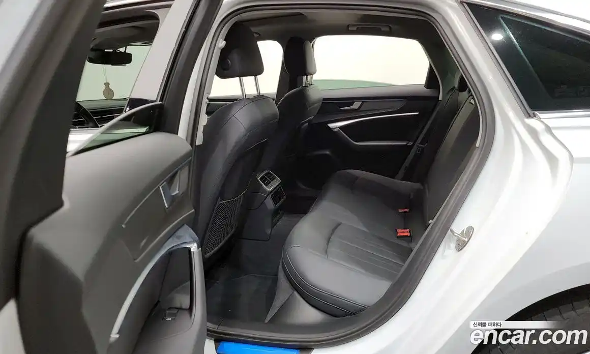 Audi A6 2021 2.0 Автомат в Москве № 162694, фото 9