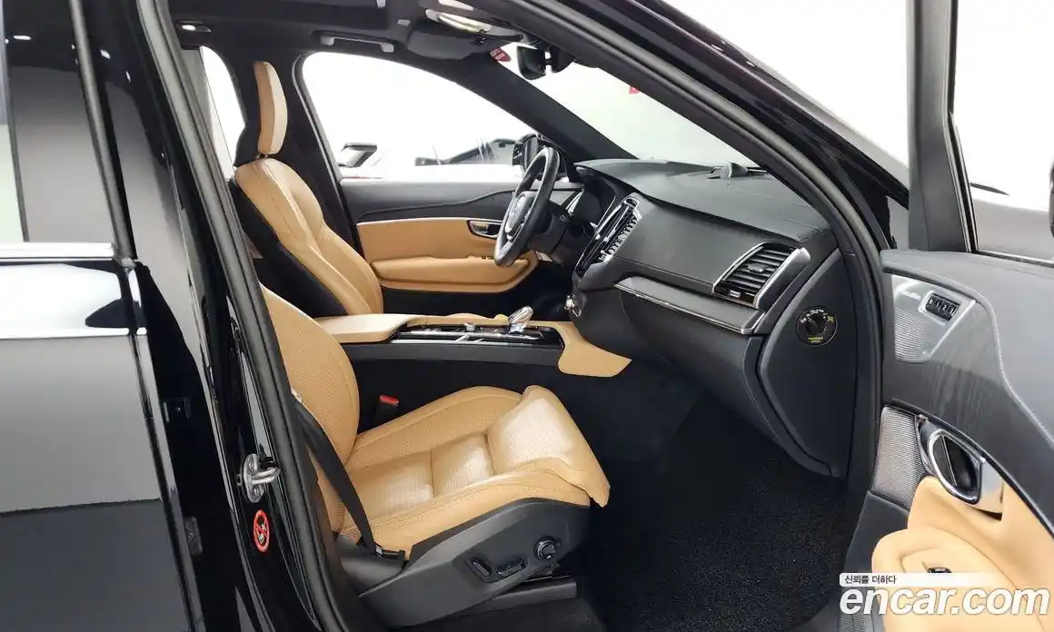 Volvo XC90 2023 2.0 Автомат в Москве № 164503, фото 12