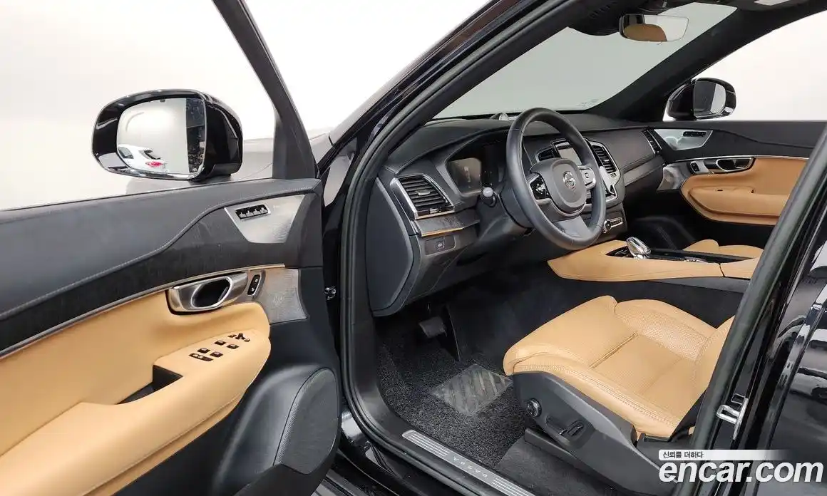 Volvo XC90 2023 2.0 Автомат в Москве № 164503, фото 16