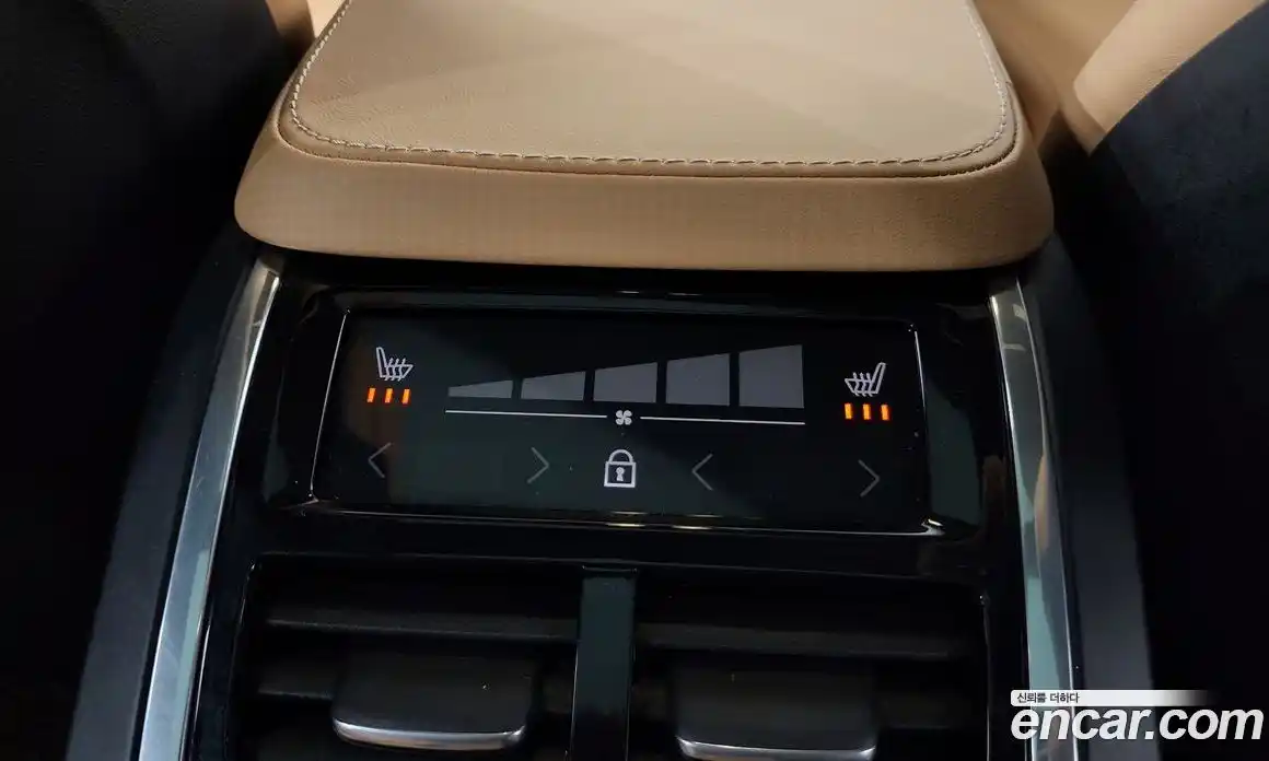 Volvo XC90 2023 2.0 Автомат в Москве № 164503, фото 8