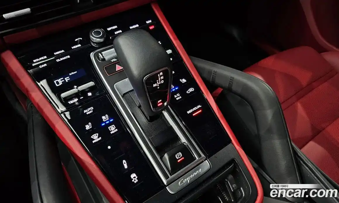 Porsche Cayenne 2023 3.0 Автомат в Москве № 164927, фото 18