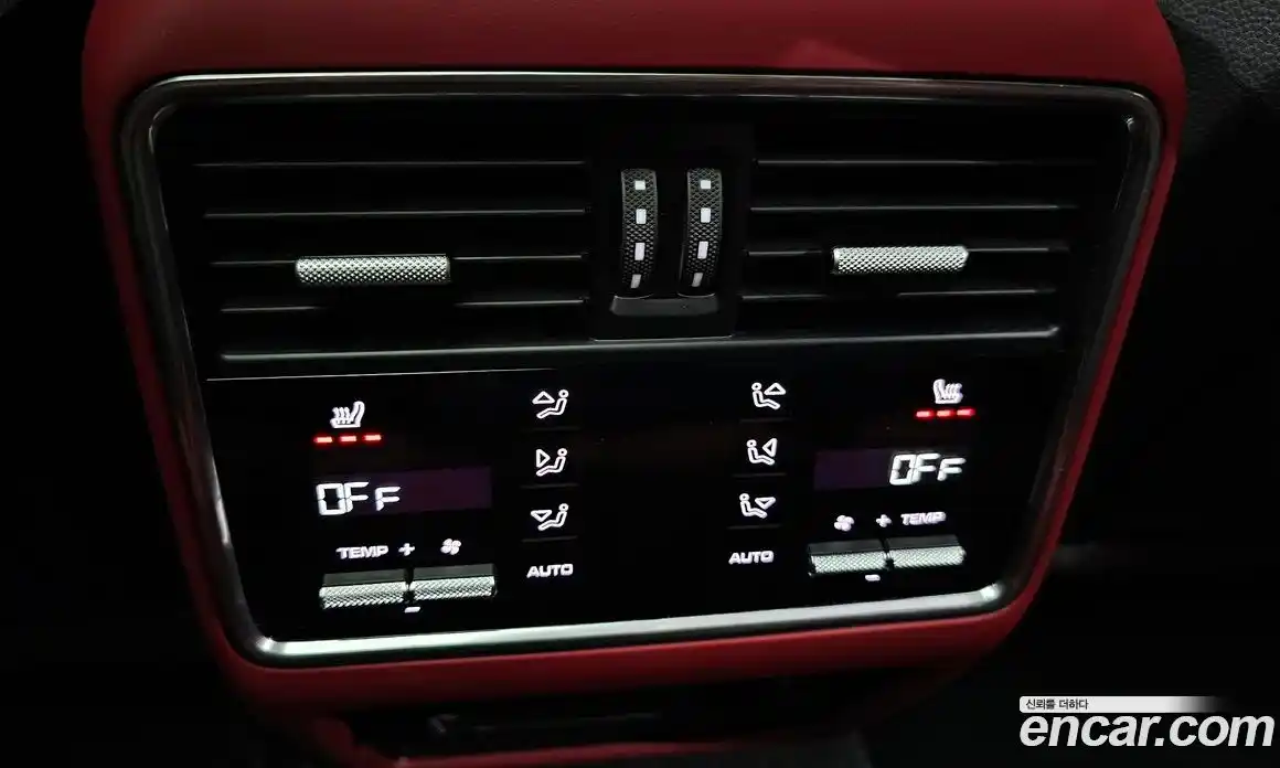 Porsche Cayenne 2023 3.0 Автомат в Москве № 164927, фото 9