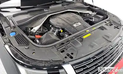 Land Rover Range-Rover 2023 4.4 Автомат в Москве № 166059, миниатюра 11
