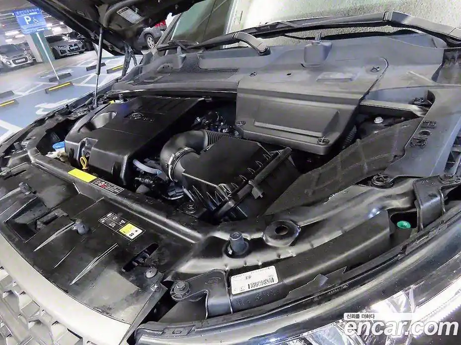 Land Rover Discovery Sport 2018 2.0 Автомат в Москве № 166847, фото 20