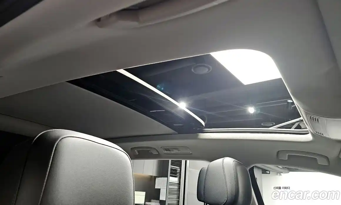 Volkswagen Tiguan 2023 2.0 Автомат в Москве № 168403, фото 19