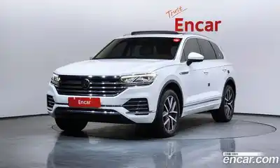 Volkswagen Touareg 2023 3.0 Автомат в Москве № 168593, миниатюра 7