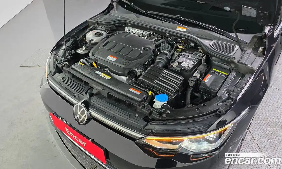 Volkswagen Golf 2023 2.0 Автомат в Москве № 168599, фото 19