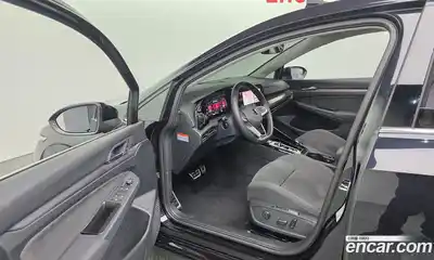 Volkswagen Golf 2023 2.0 Автомат в Москве № 168599, миниатюра 5